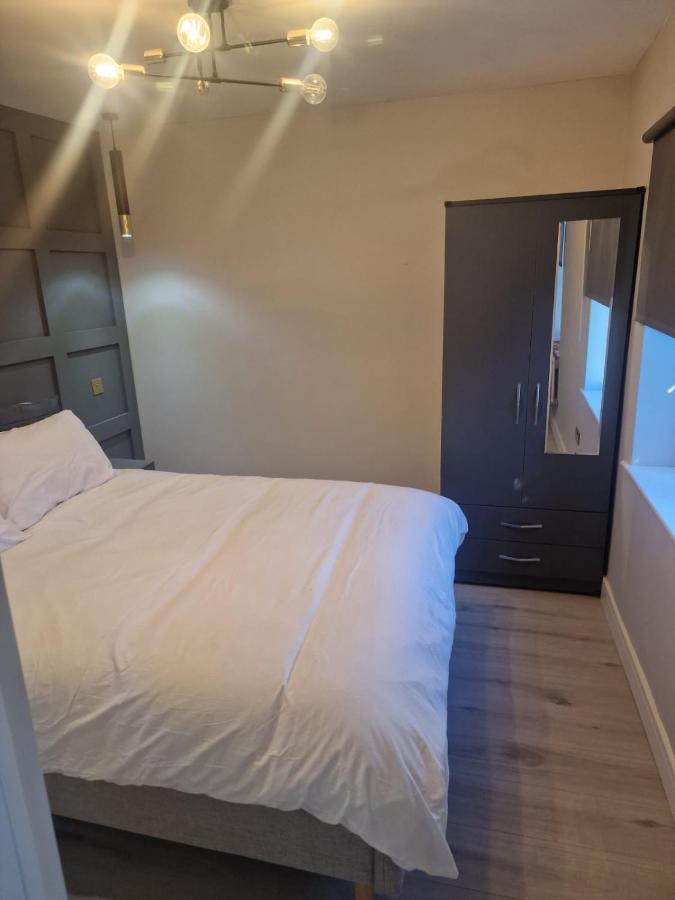 לונדון Collier'S Wood En-Suite Apartments מראה חיצוני תמונה