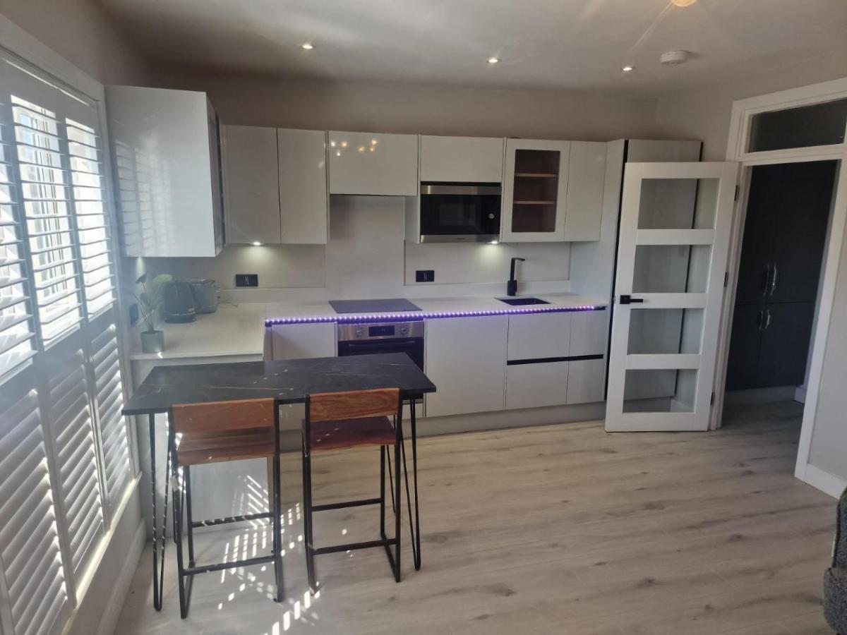לונדון Collier'S Wood En-Suite Apartments מראה חיצוני תמונה